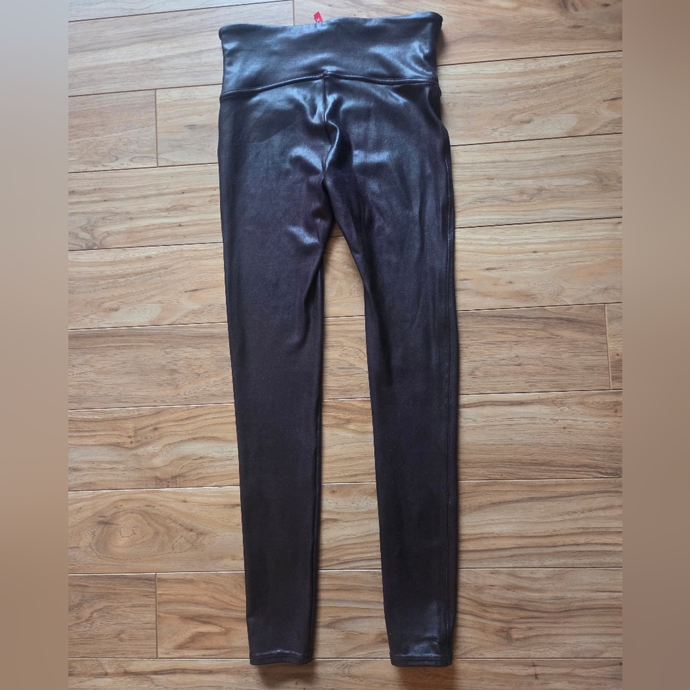 Spanx Maroon Shiny Leggings Size M - Picture 5 of 7